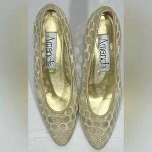 AMANDA SILVER & TAN HIGH HILL SHOES SIZE 7M